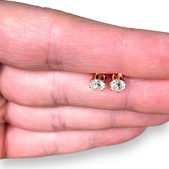 Gold Stud Earrings 5mm - Picture 2 of 6